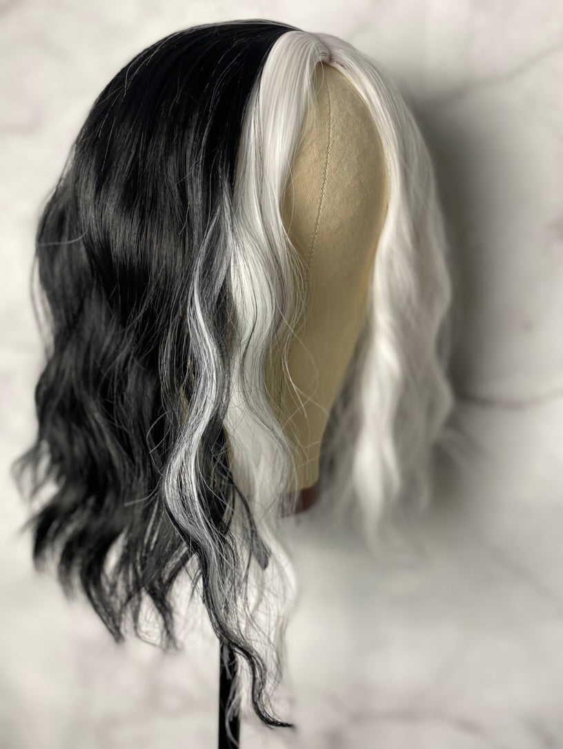 Cruella De Vil Hair Wig,Split Dye Wig,Black Wig With White Wigs,Short Wavy Wig,Black & White Wigs,Short Bob Wig,White Black Costume Wig
