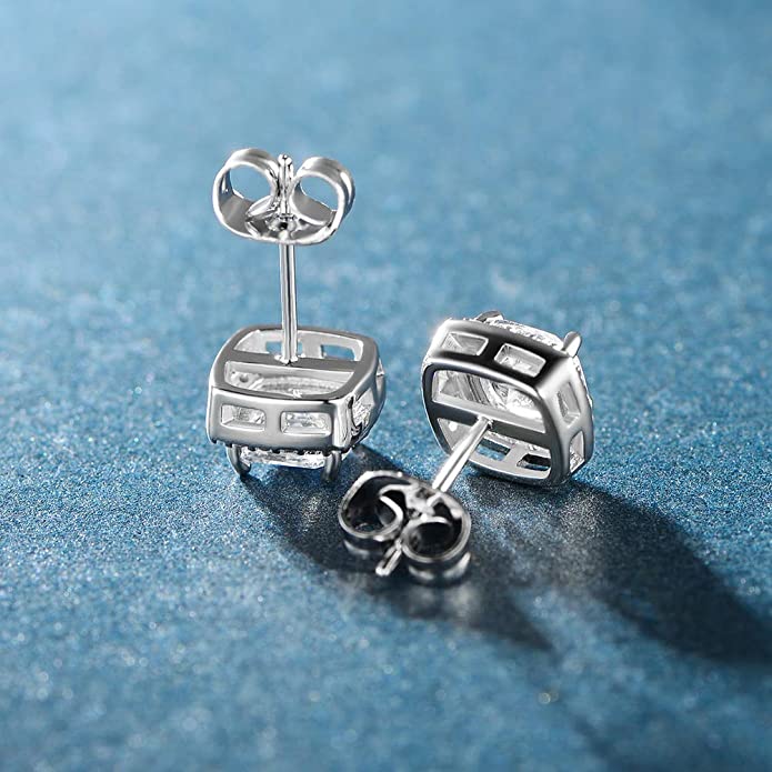 18K White Gold Stud Earrings