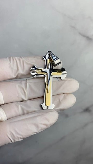cross pendant chain 