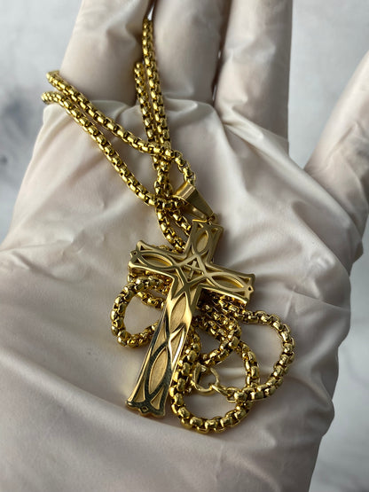 Celtic Knot Cross Pendant Necklace