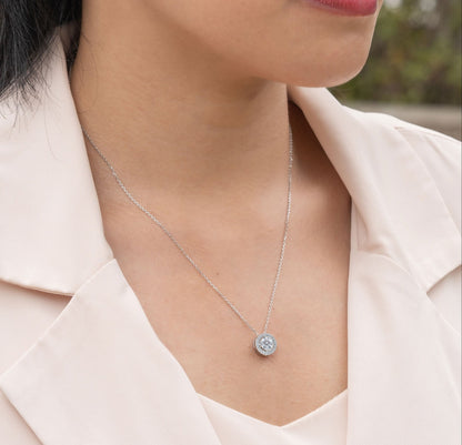 18k White Gold Solitaire 1.25 Carat Round Cut Halo Pendant Necklace