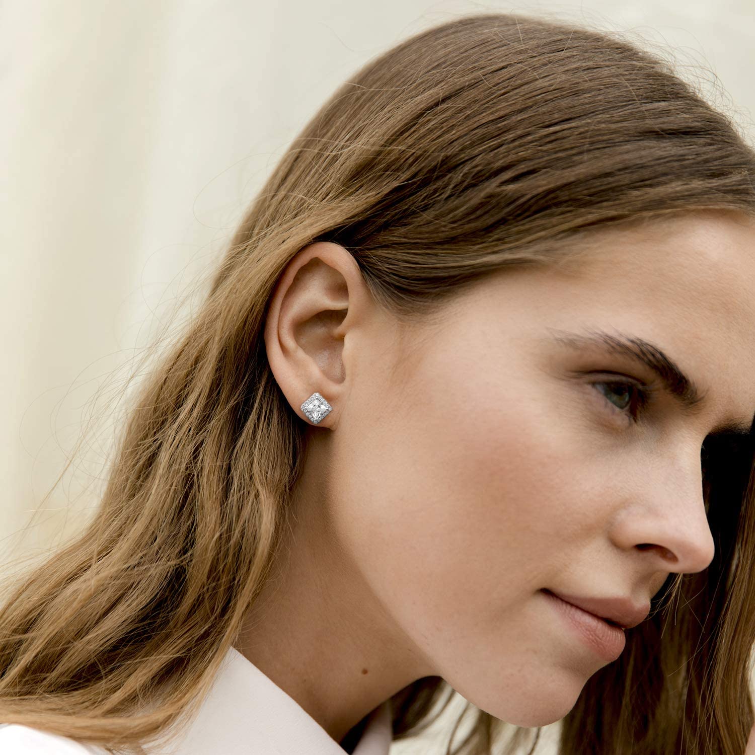 14K Gold Diamond Earring
