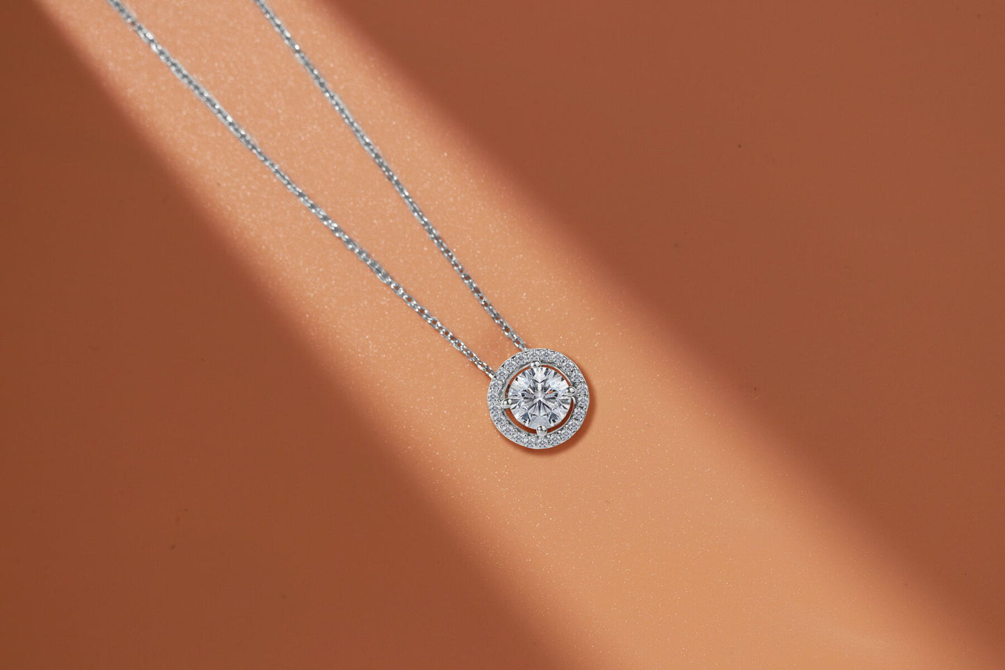18k White Gold Solitaire 1.25 Carat Round Cut Halo Pendant Necklace