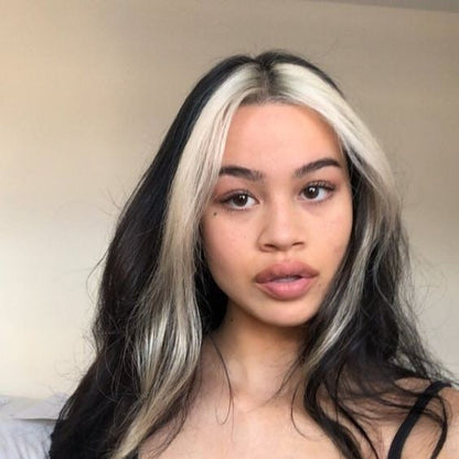 Short Bob Blonde -Black Middle Part Wavy Wig